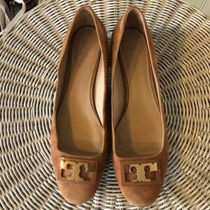 Tory Burch Suede Gigi Pumps Gold Logo Sz 11